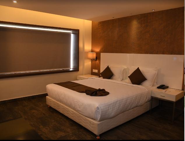 Paravoor Galaxy Hotels Pvt Ltd  North Paravoor | Deluxe Room 